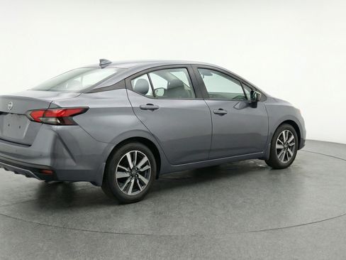 Used 2025 Nissan Versa SV image 9