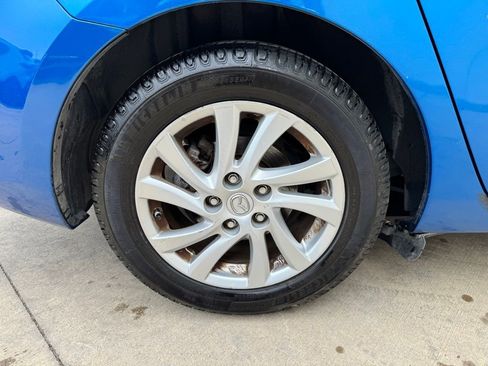 Used 2012 MAZDA MAZDA3 i Touring FWD image 7