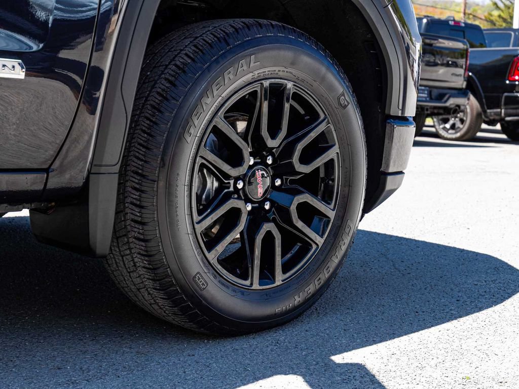 Used 2026 GMC Sierra 1500 Elevation AWD/4WD image 9