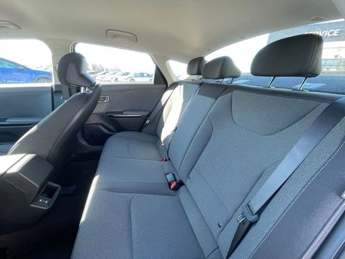 New 2026 Kia K4 LXS image 25