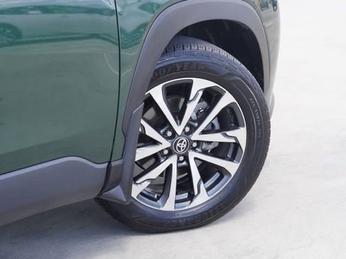 Certified 2023 Toyota Corolla Cross XLE w/ Convenience Package image 7