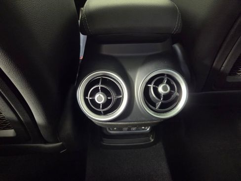 Used 2023 Alfa Romeo Stelvio Veloce AWD/4WD image 26
