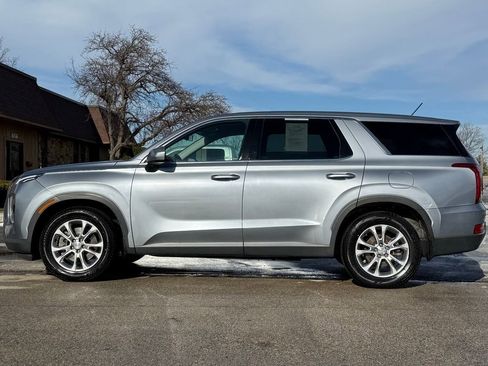 Used 2020 Hyundai Palisade SE AWD/4WD image 2