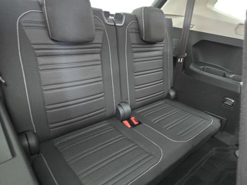 Certified 2024 Volkswagen Tiguan S image 12