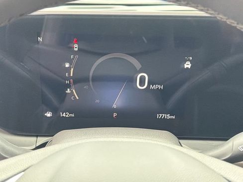 Certified 2025 Buick Envista Preferred FWD image 16