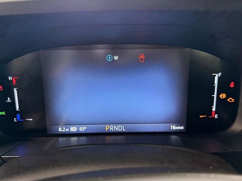 New 2025 Ford Maverick XLT image 16