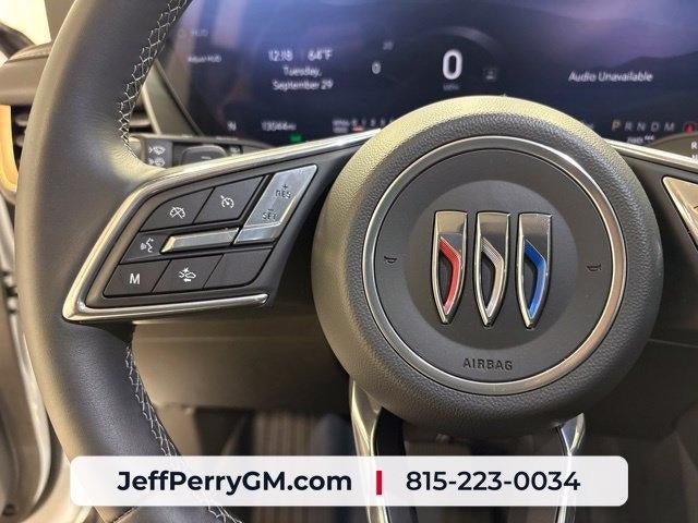 Used 2025 Buick Envision Avenir AWD/4WD image 14