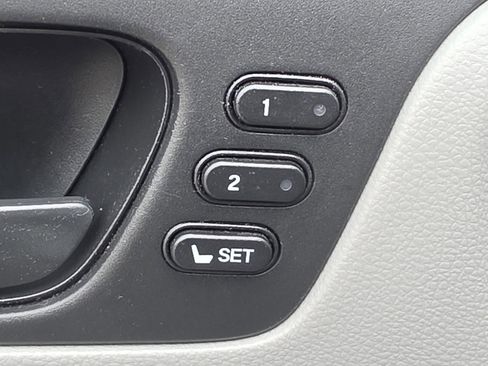 Used 2018 Honda Odyssey EX-L image 17