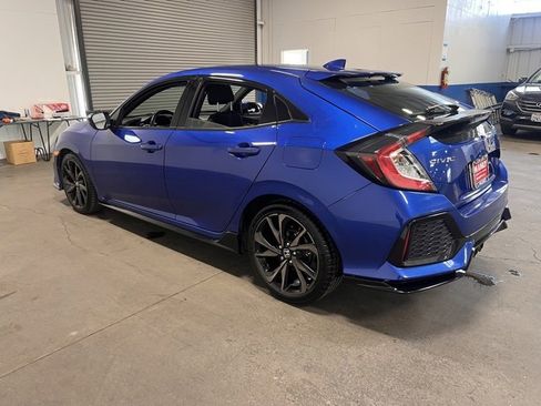 Used 2019 Honda Civic Sport image 5