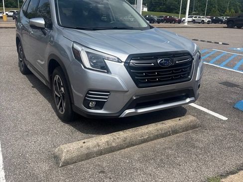 Used 2024 Subaru Forester Touring w/ POP Package 3 AWD/4WD image 3