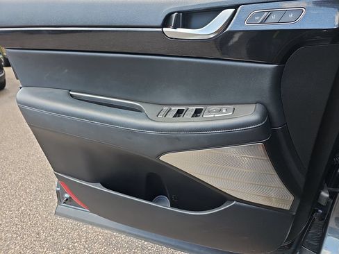 Used 2022 Hyundai Palisade Limited FWD image 24