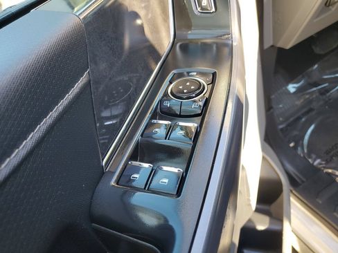 Used 2025 Ford F150 XLT w/ Equipment Group 301A Standard RWD image 18