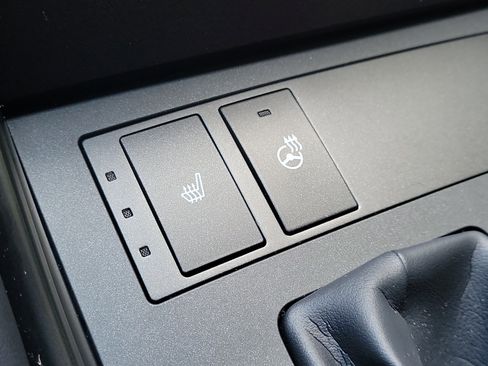 Certified 2025 Lexus IS 350 F Sport RWD image 28