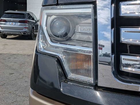 Used 2013 Ford F150 Lariat w/ Luxury Equipment Group image 9