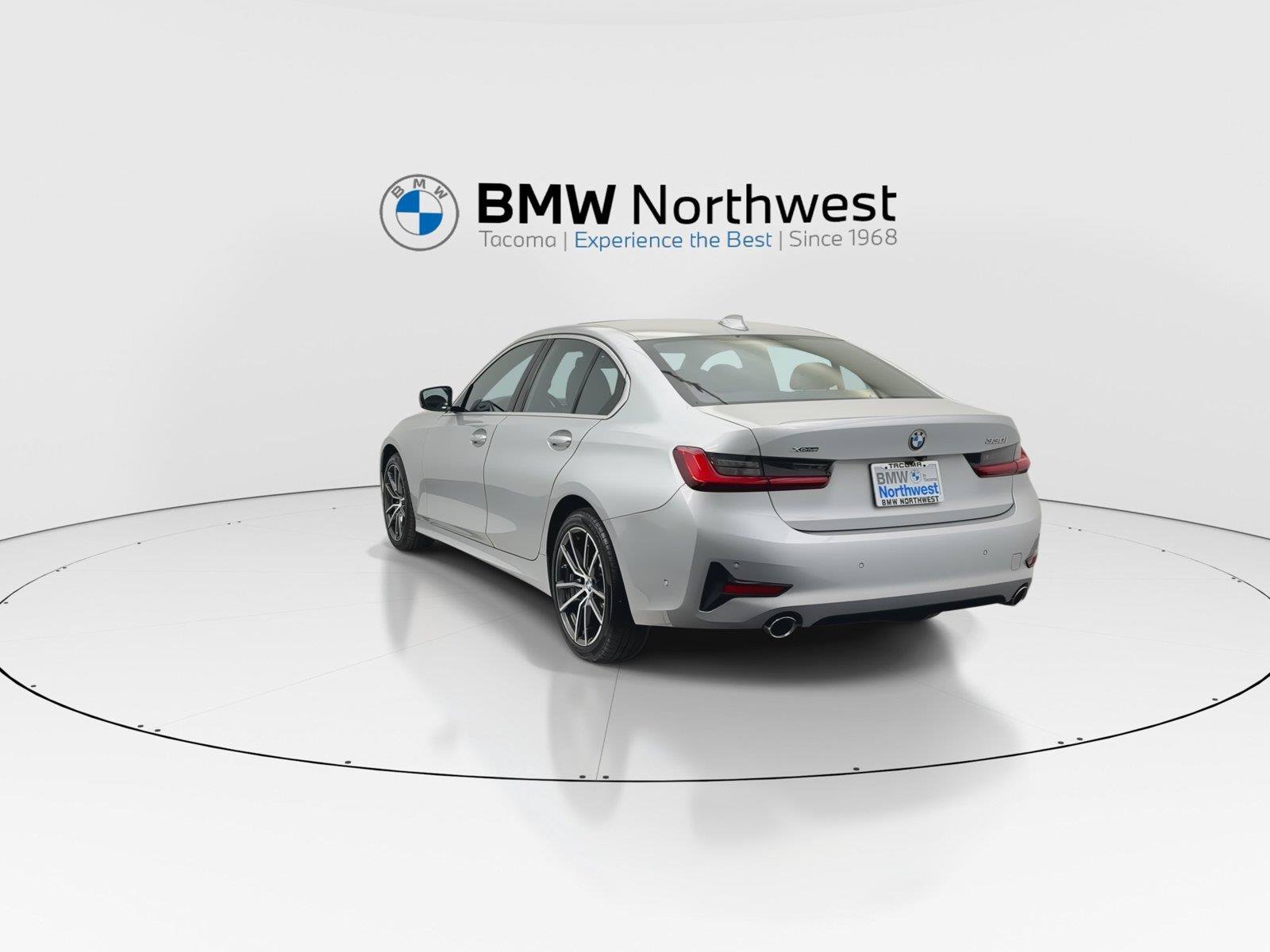 Used 2019 BMW 330i xDrive Sedan w/ Convenience Package AWD/4WD image 13