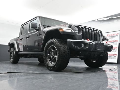 Used 2023 Jeep Gladiator Rubicon w/ Cold Weather Group image 35