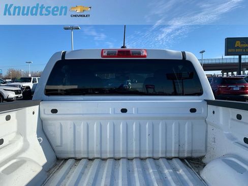 Used 2018 Chevrolet Colorado LT image 13