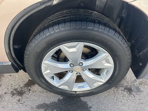 Used 2016 Subaru Forester 2.5i Limited image 36