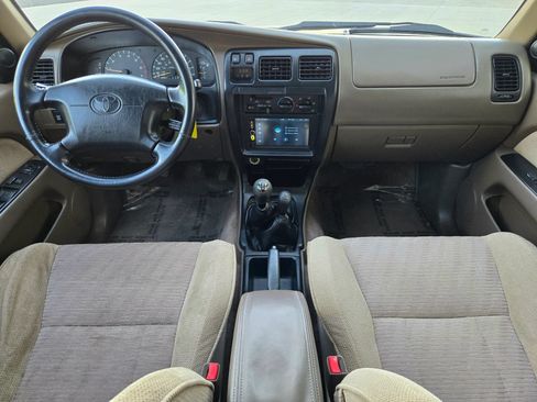 Used 1998 Toyota 4Runner SR5 AWD/4WD image 23