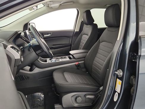 New 2024 Ford Edge SE w/ Black Appearance Package image 12