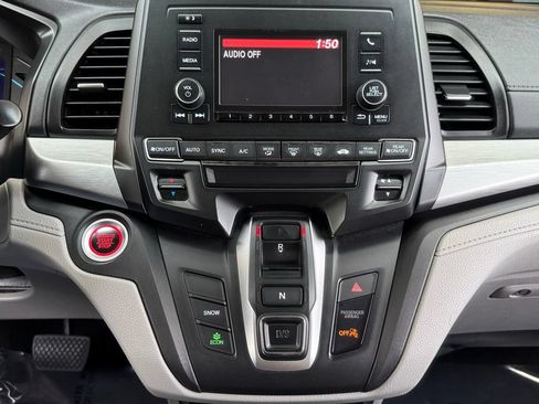 Used 2019 Honda Odyssey LX image 29