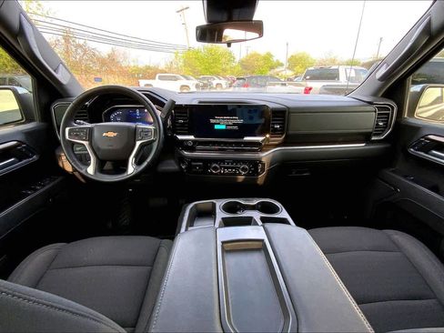 Used 2023 Chevrolet Silverado 1500 LT w/ Convenience Package II image 15