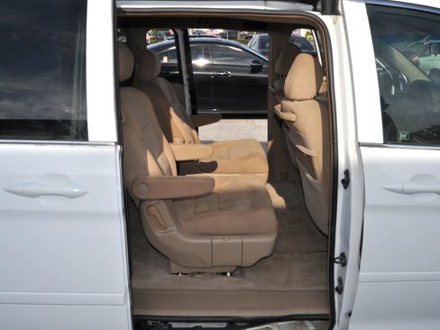 Used 2005 Honda Odyssey EX image 24