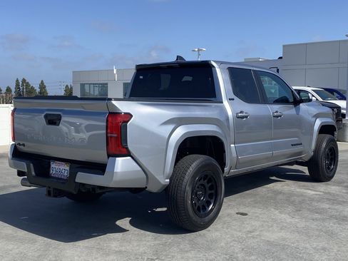 Used 2024 Toyota Tacoma SR5 image 4