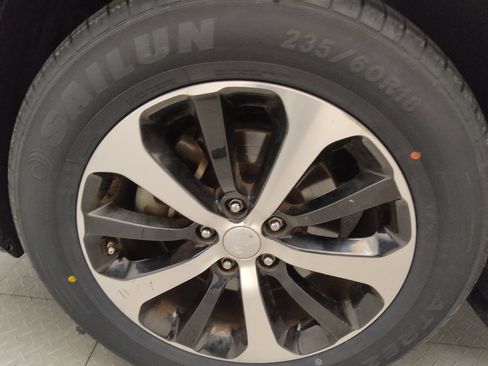 Used 2016 Kia Sorento EX image 31