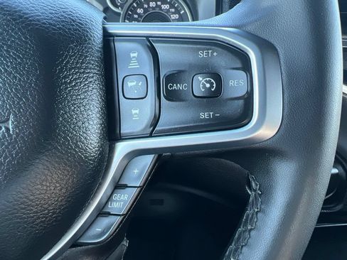 Used 2025 RAM 2500 Big Horn AWD/4WD image 34