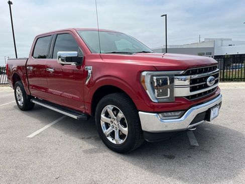 Used 2021 Ford F150 Lariat w/ Equipment Group 502A High AWD/4WD image 3