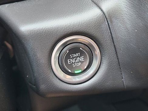 Used 2021 Chevrolet Tahoe High Country w/ Premium Package image 8