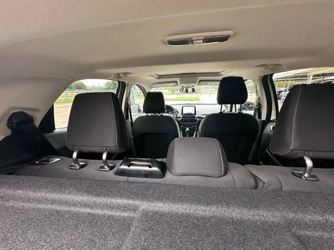 Used 2021 Ford EcoSport SE w/ SE Convenience Package image 24