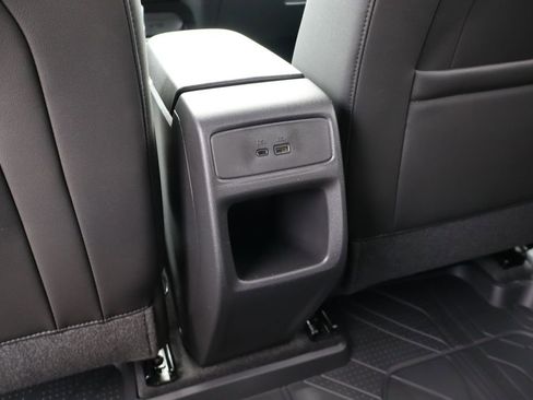 New 2026 Chevrolet Trax RS w/ Driver Confidence Package FWD image 34