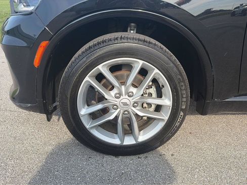 Used 2025 Dodge Durango GT AWD/4WD image 9