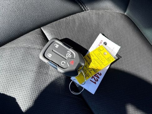 Used 2022 Chevrolet Silverado 2500 LTZ w/ LTZ Plus Package image 36