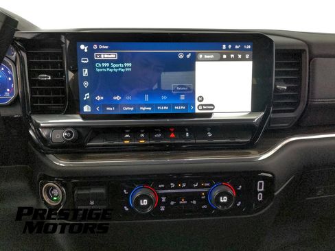 Used 2024 Chevrolet Silverado 1500 LT w/ Z71 Off-Road Package AWD/4WD image 19