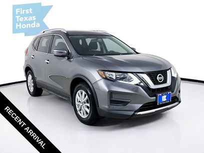 Used 2017 Nissan Rogue SV