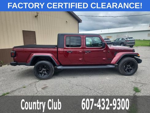 Used 2021 Jeep Gladiator Sport AWD/4WD image 9