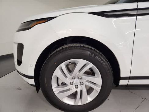 Used 2026 Land Rover Range Rover Evoque S AWD/4WD image 12