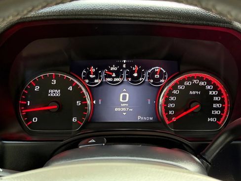 Used 2016 GMC Yukon Denali w/ Open Road Package AWD/4WD image 17