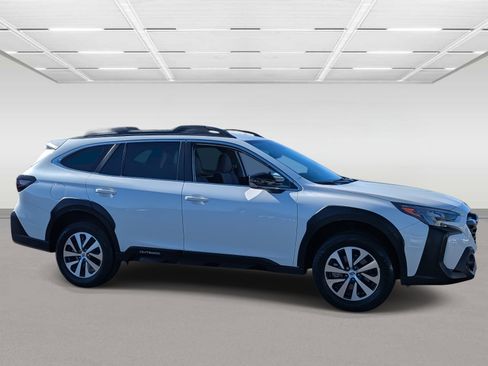 Certified 2024 Subaru Outback Premium image 7