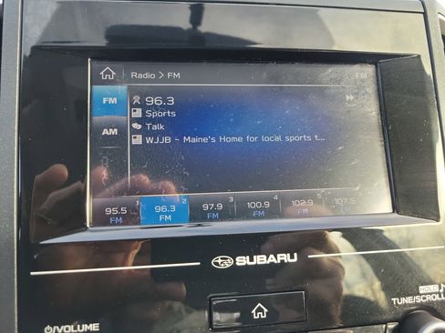 Used 2018 Subaru Impreza 2.0i image 25