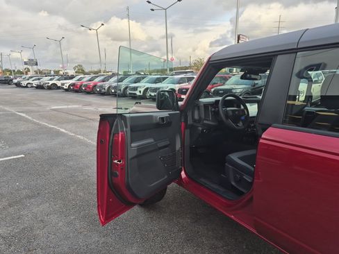 New 2025 Ford Bronco 4-Door w/ Sasquatch Package image 9