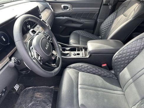 Used 2023 Kia Sorento SX Prestige image 14