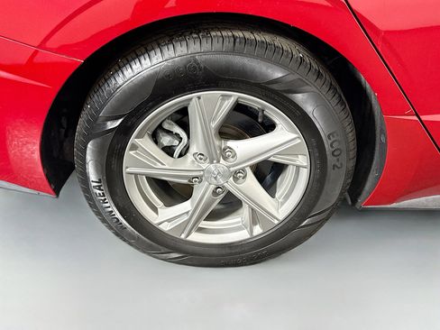 Used 2021 Hyundai Sonata SE image 32