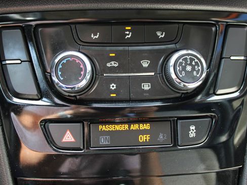 Used 2019 Buick Encore Preferred w/ Safety Package FWD image 29
