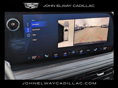 Used 2025 Chevrolet Suburban Z71 w/ Z71 Off-Road Package image 31