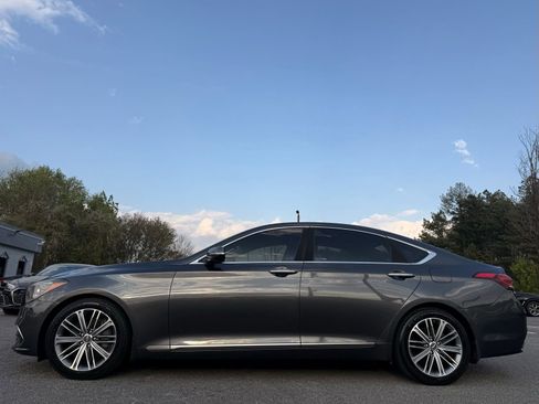 Used 2018 Genesis G80 3.8 w/ Option Group 02 image 2