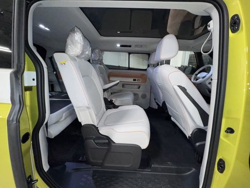 New 2025 Volkswagen ID. Buzz 1st Edition image 23